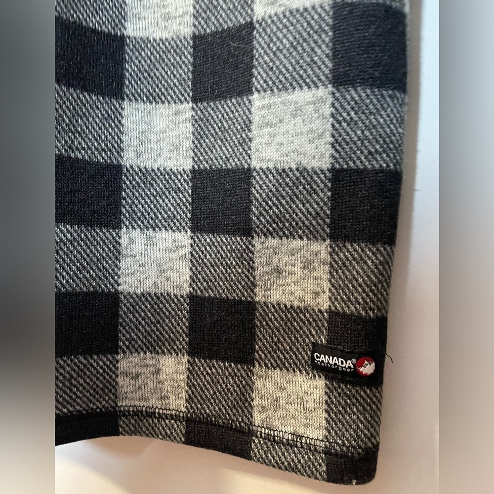 Canada Weathergear Black Gray Plaid 1/4 Zip Fleece Pullover Size Small EUC 🇨🇦 - Picture 5 of 11